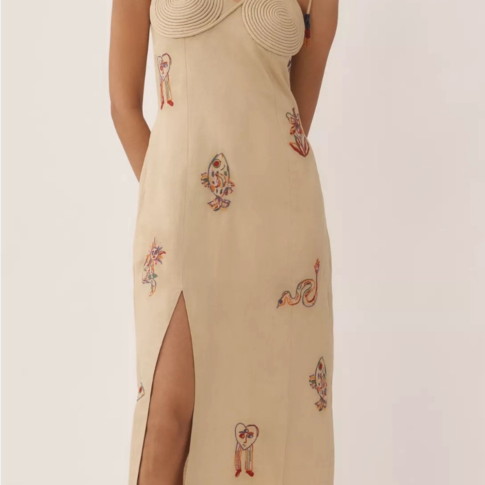 Farm Rio NWT Embroidered Beige Linen Dress